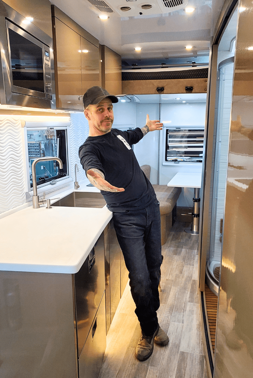 rv technician in rv